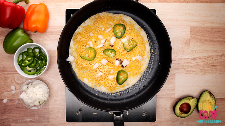 What do you put in a quesadilla